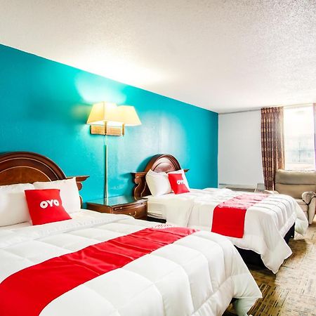 Oyo Hotel Hutchinson West 4Th Ave 외부 사진