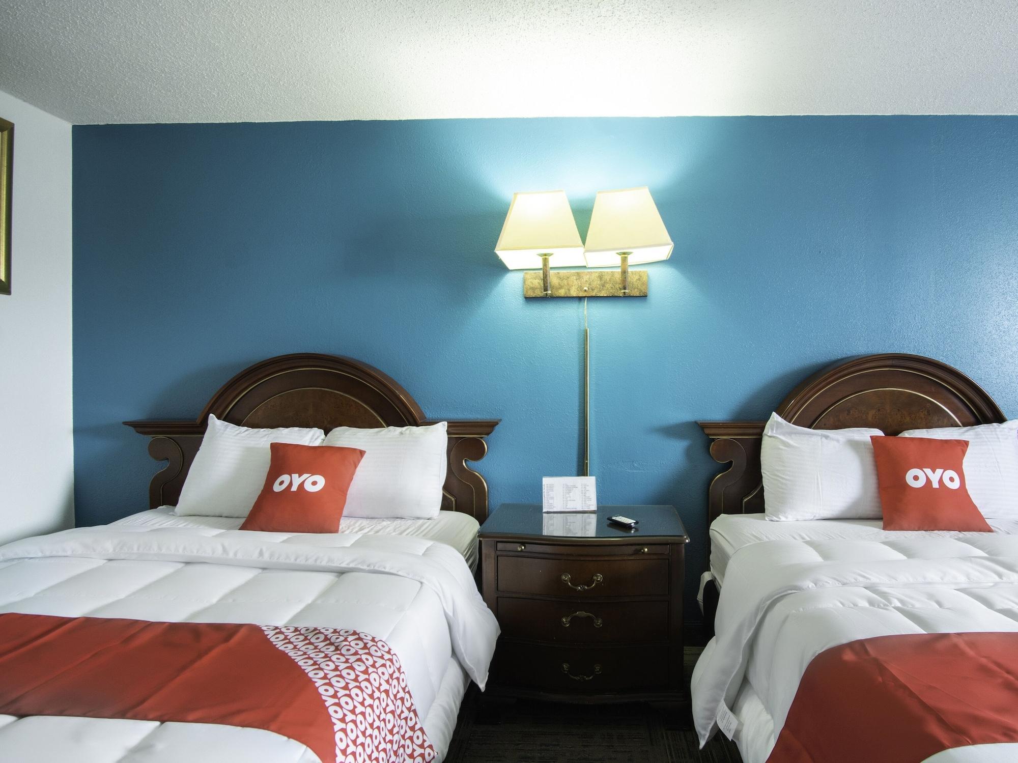 Oyo Hotel Hutchinson West 4Th Ave 외부 사진