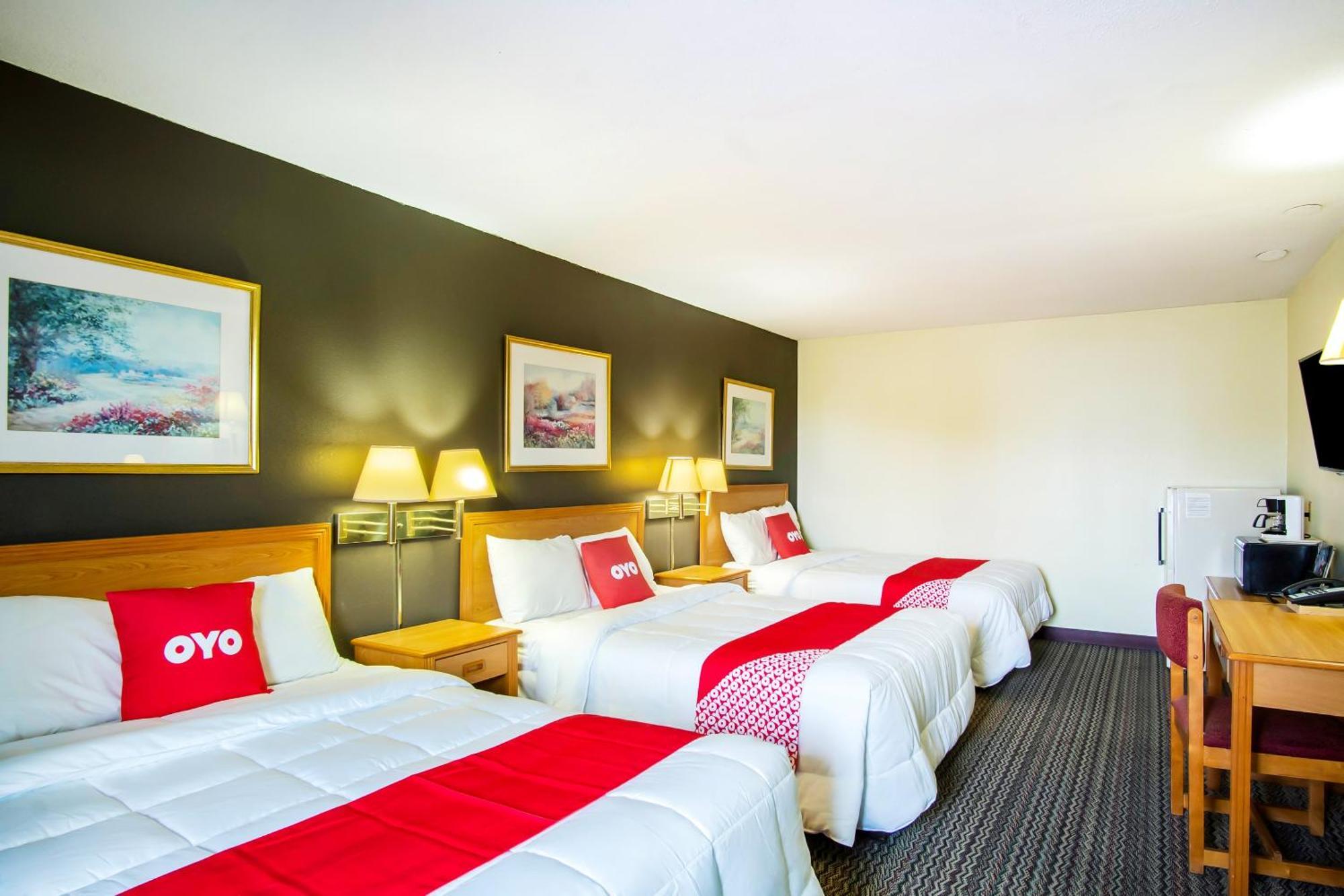 Oyo Hotel Hutchinson West 4Th Ave 외부 사진
