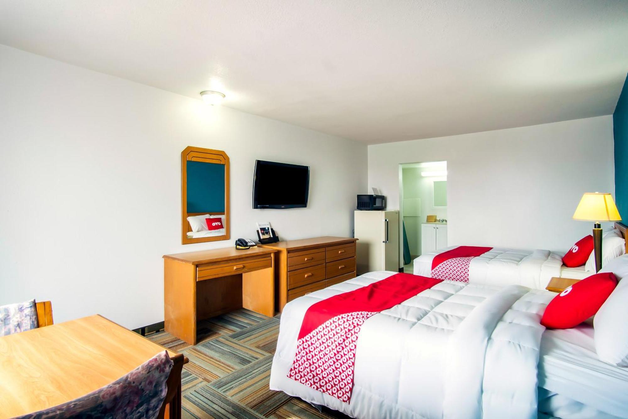Oyo Hotel Hutchinson West 4Th Ave 외부 사진
