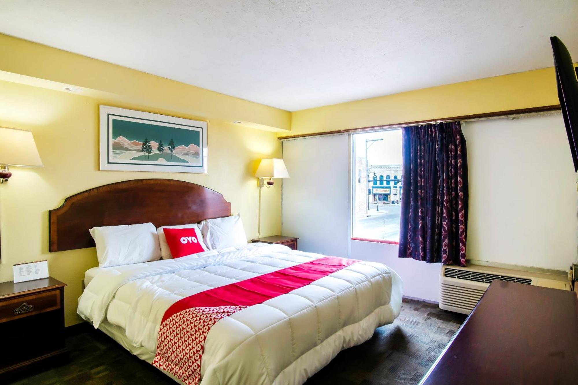 Oyo Hotel Hutchinson West 4Th Ave 외부 사진